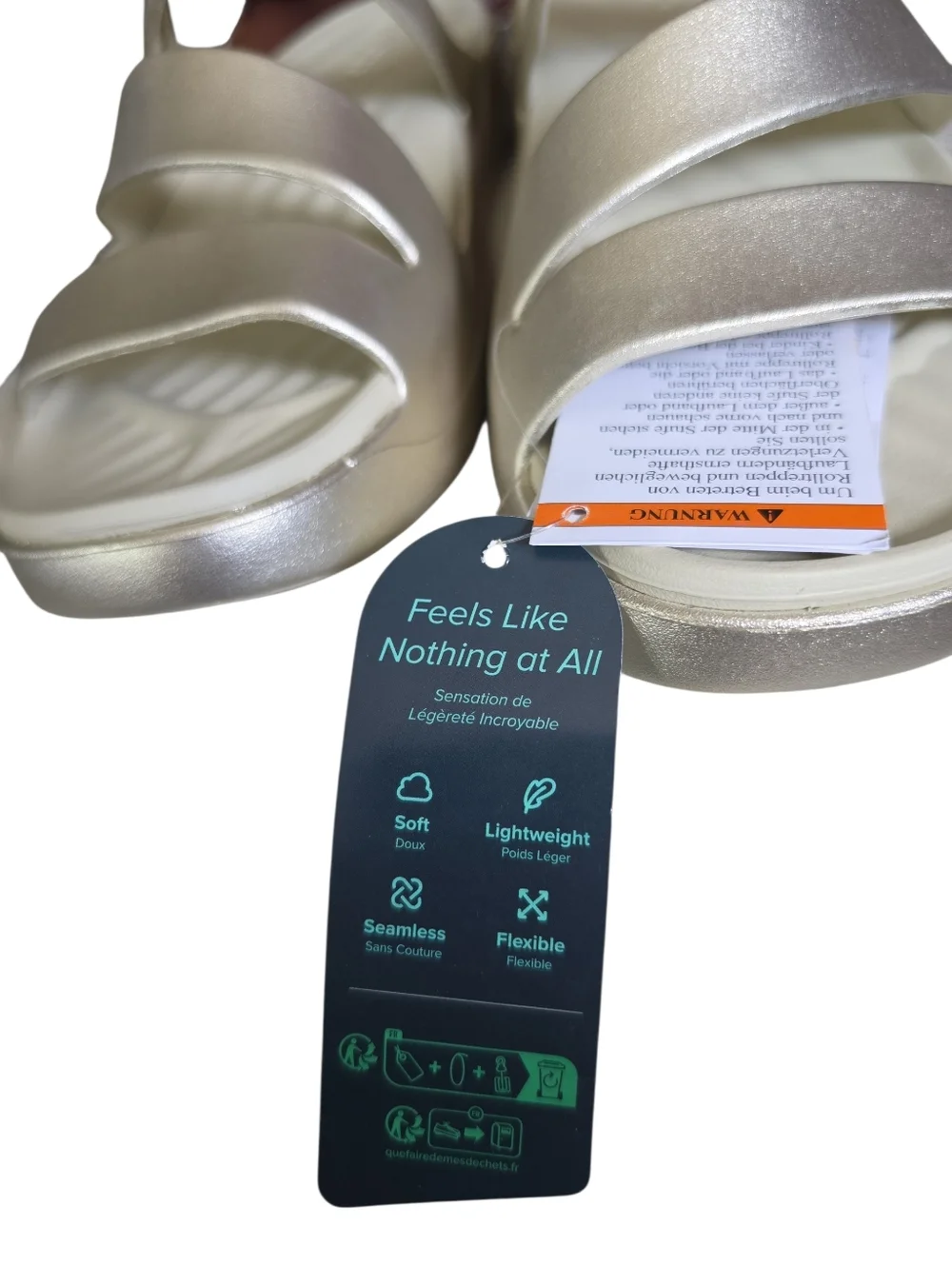 CROCS Women's Free Feel Metallic Champagne Triple-Strap Slide Sandals NWT Size 9 - Picture 6 of 8